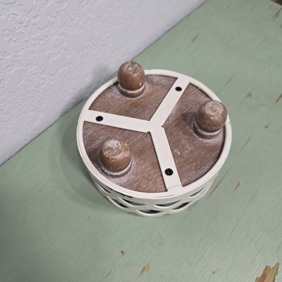 White Scalloped Footed Candle Stand Riser Metal Wood - Picture 4 of 4